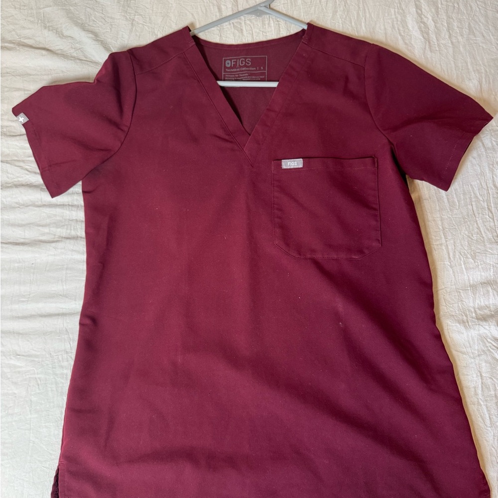 5 sets of figs scrubs